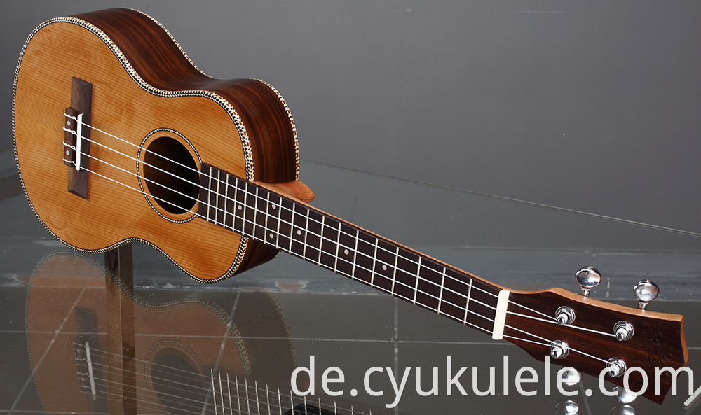 ukulele32